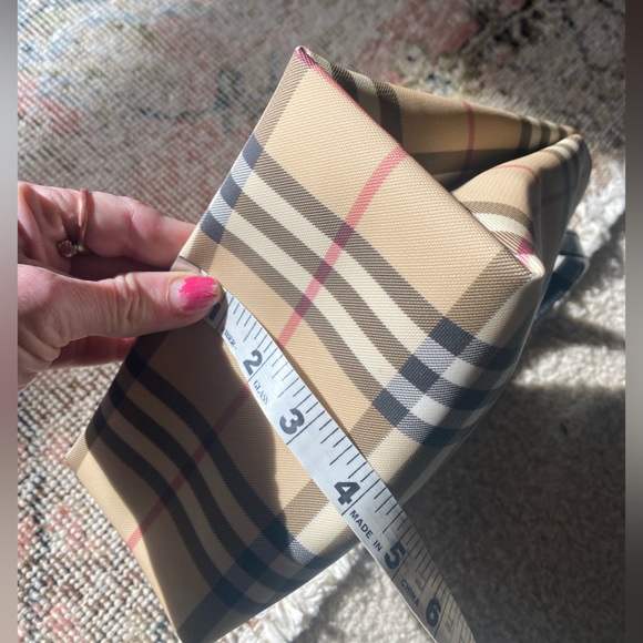 BURBERRY Mini NOVA CHECK PVC/Leather Tote🖤Italian Made🇮🇹7.25”x 8”🔥FABULOUS💋 - Picture 11 of 17